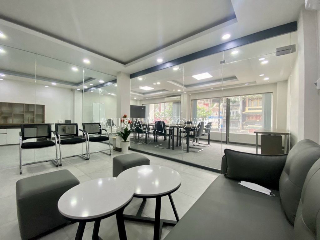 Rent K300 Tân Bình * 10 X23 M * 3 stories ground vault