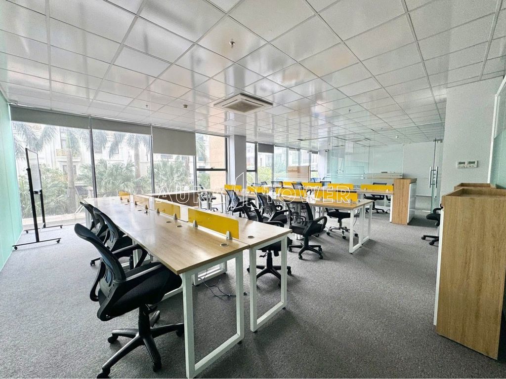 To rent the entire Trường Chinh.