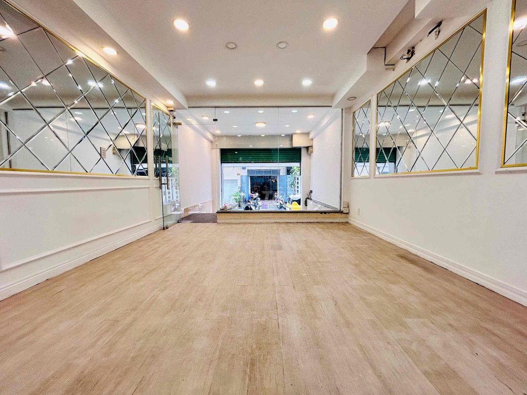 Hoa Lan-phan Five Level Phú Nhuận.
