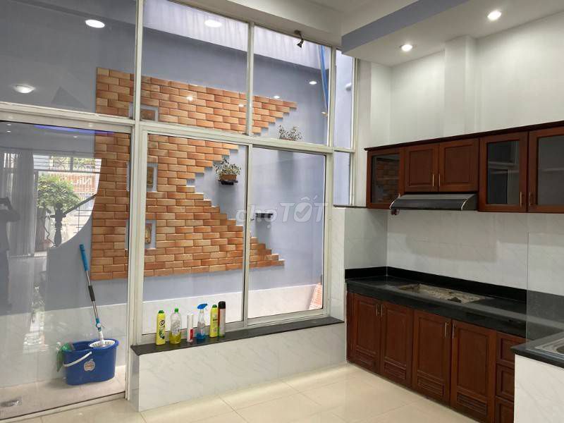Nguyễn Thượng Hiền casher, Q.Bình Thạnh: 4 meters x 12.5 meters, 2 floors