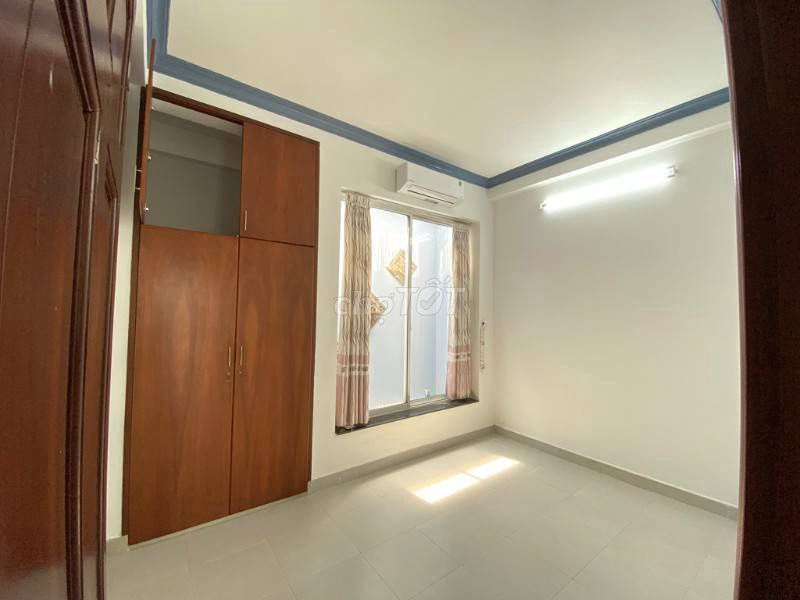 Nguyễn Thượng Hiền casher, Q.Bình Thạnh: 4 meters x 12.5 meters, 2 floors
