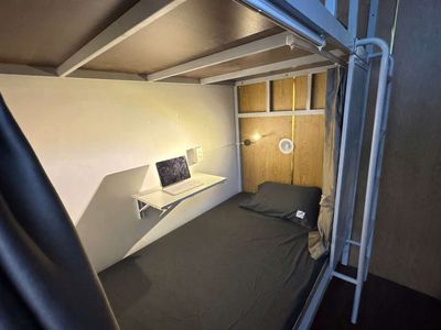 The perfect dorm is 466 Dương Quảng Hàm, which is 1 million and 5