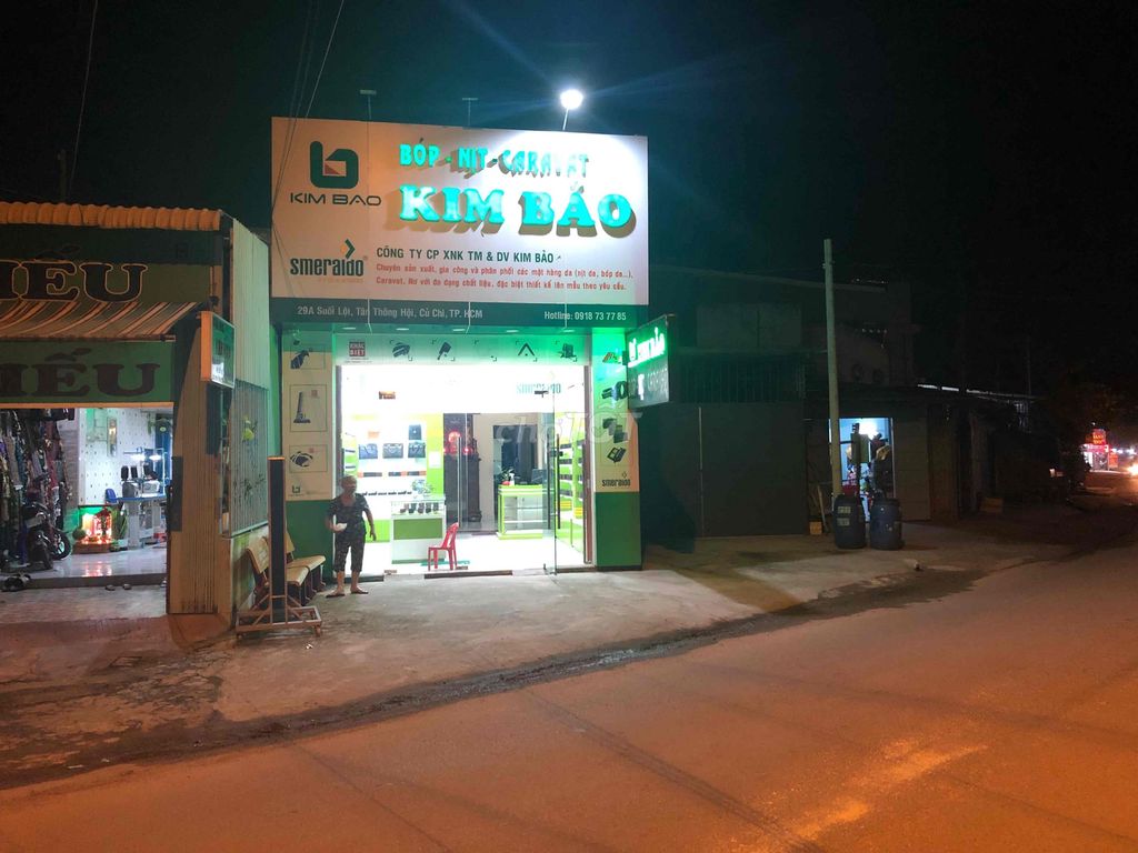 Rent a 9 x26 front Suối Lội near the Double Bar.