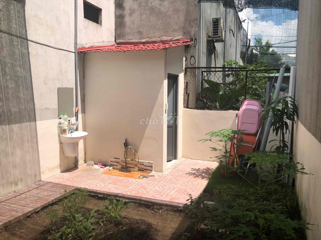 Rent a 9 x26 front Suối Lội near the Double Bar.