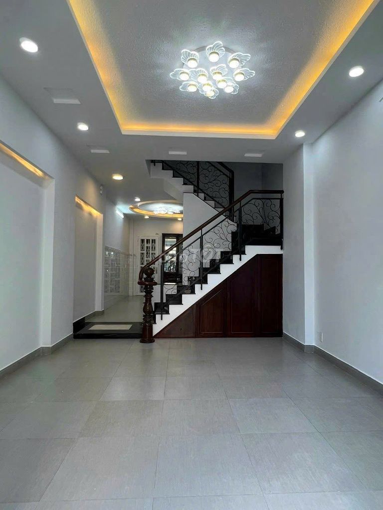 Need to rent a cash home 25 BQ110202 QTân Bình