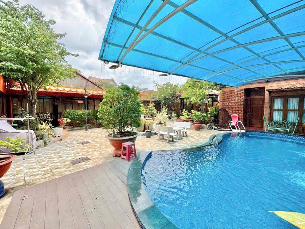 The garden house, the tons of District 7 for rent: 6 MONTHS per month