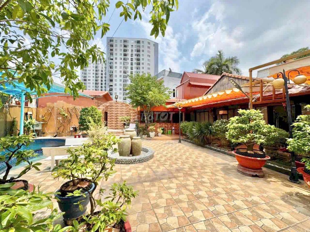 The garden house, the tons of District 7 for rent: 6 MONTHS per month