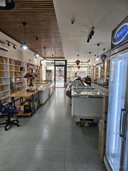 Rent 1 Cao Thắng District 3, area 6X15.5 MM 1 floor, at 50 million