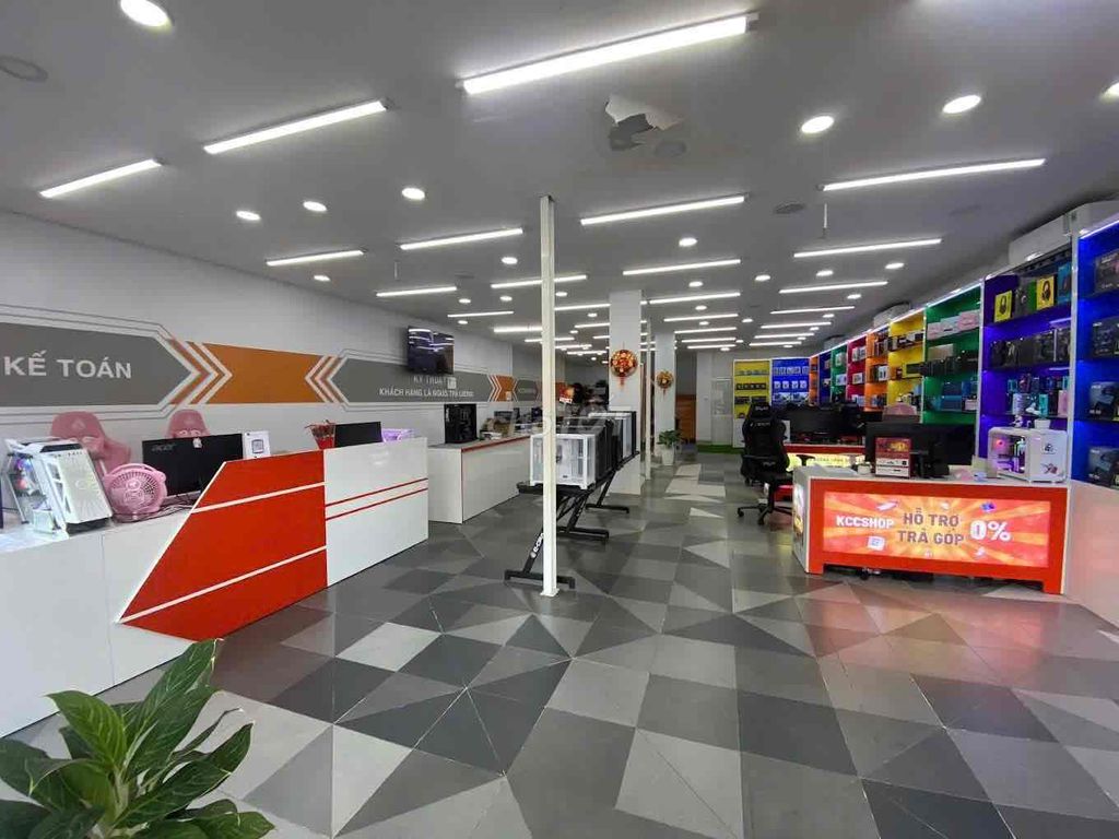 Rent 1 Lý Thường Kiệt, District 5 – Horizontal M - at 63 million a month