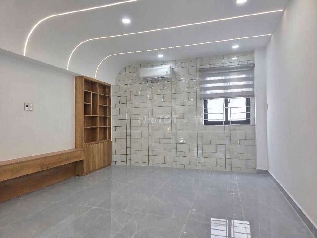 1587 Dạ Nam alleys. 4 x17 meters 4 fourth floor bedroom 4 air conditioning