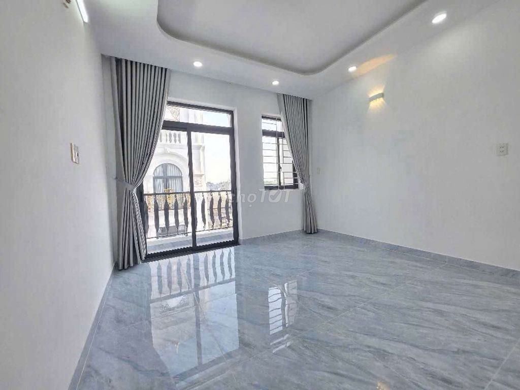 1587 Dạ Nam alleys. 4 x17 meters 4 fourth floor bedroom 4 air conditioning