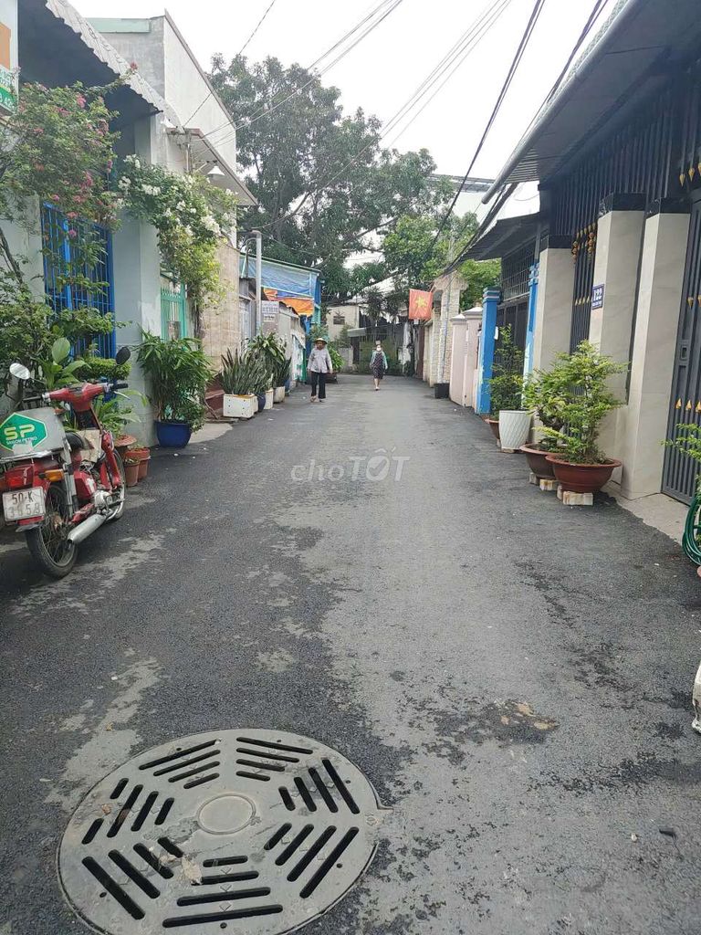 Rent 85 meters, four bedrooms, four toilets, Mai Chí Thọ.