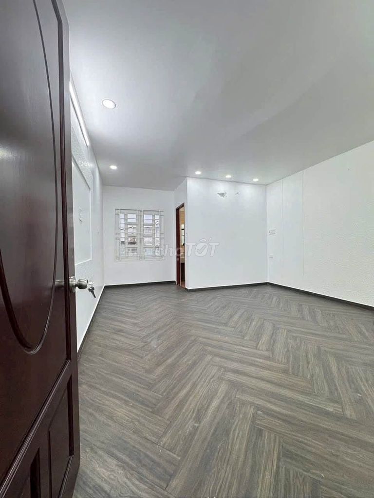 An mb Đỗ Bí, near Les, 5 x 20 mm new picture, 4 bedroom plus 4 toilets, S. Xen