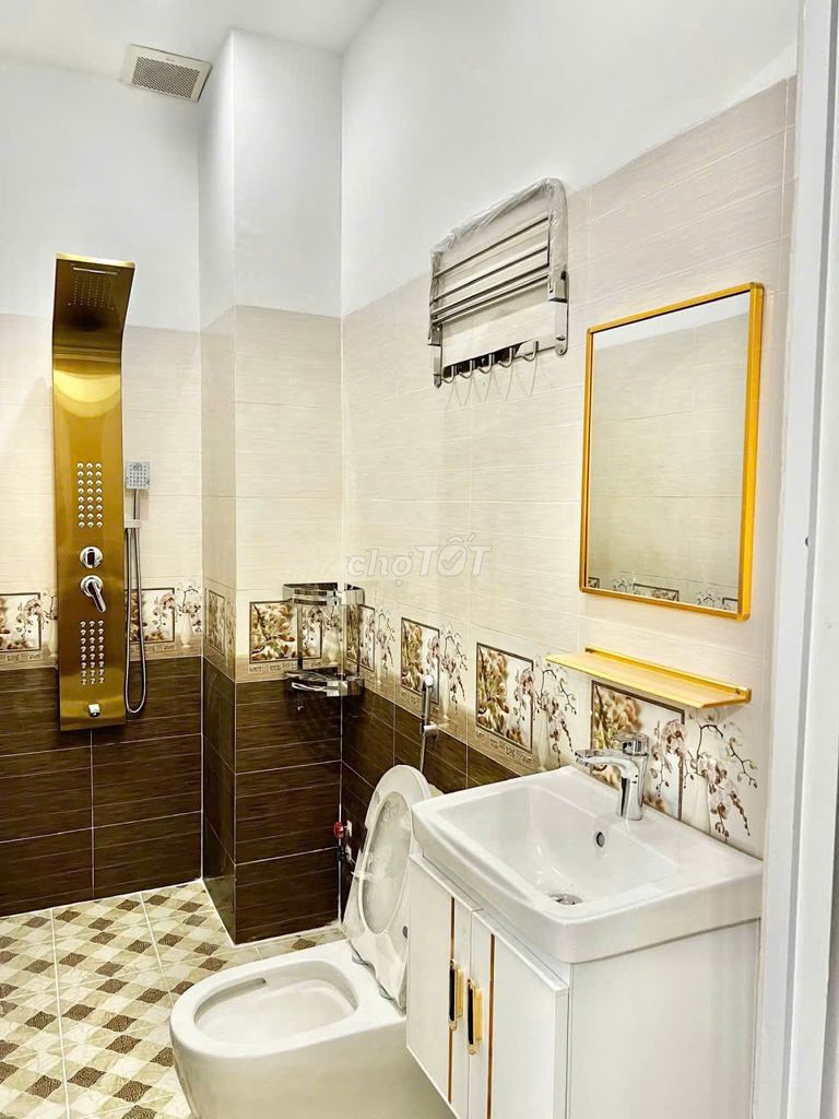 Need to rent an alley building 125/3 A Nguyễn Văn Thương-725 Q. Bình Thạnh