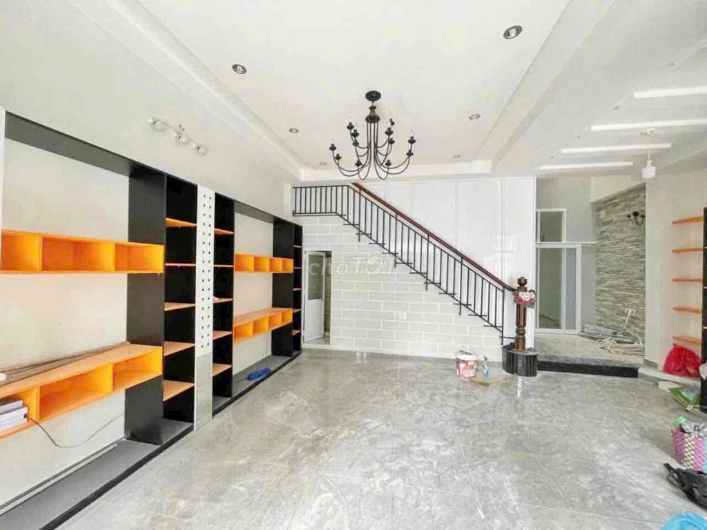 Rent Tân Quy Street mansion 5 bedrooms at 50 million a month.