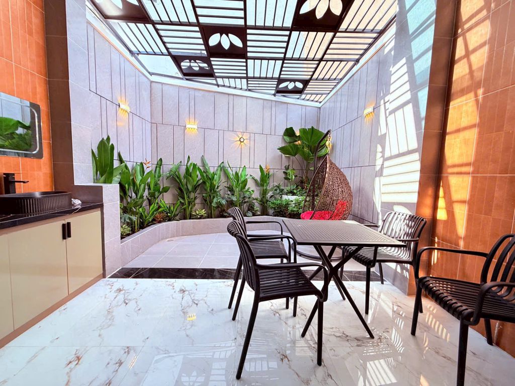 1.b Nguyễn Hữu Dật_Tây Thạnh, 5 x20 meters, extract four new ones, four bedrooms, five toilets, S.Th