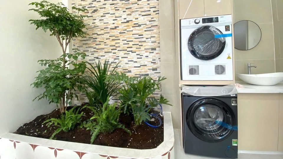 8 meters of Gò Dầu_Granium, 4 x 25 meters, 6 meters of yard, cast 3 sheets of 4 bedrooms_4 toilets