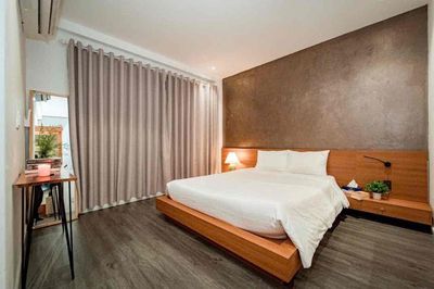apartment 1 high-end bedroom - luxury living space - utility