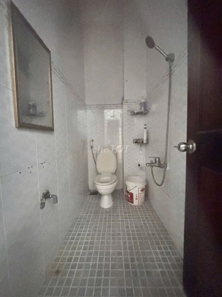 Rent the original house-- 828 battlefields, P. New paint, Q. Tân Bình