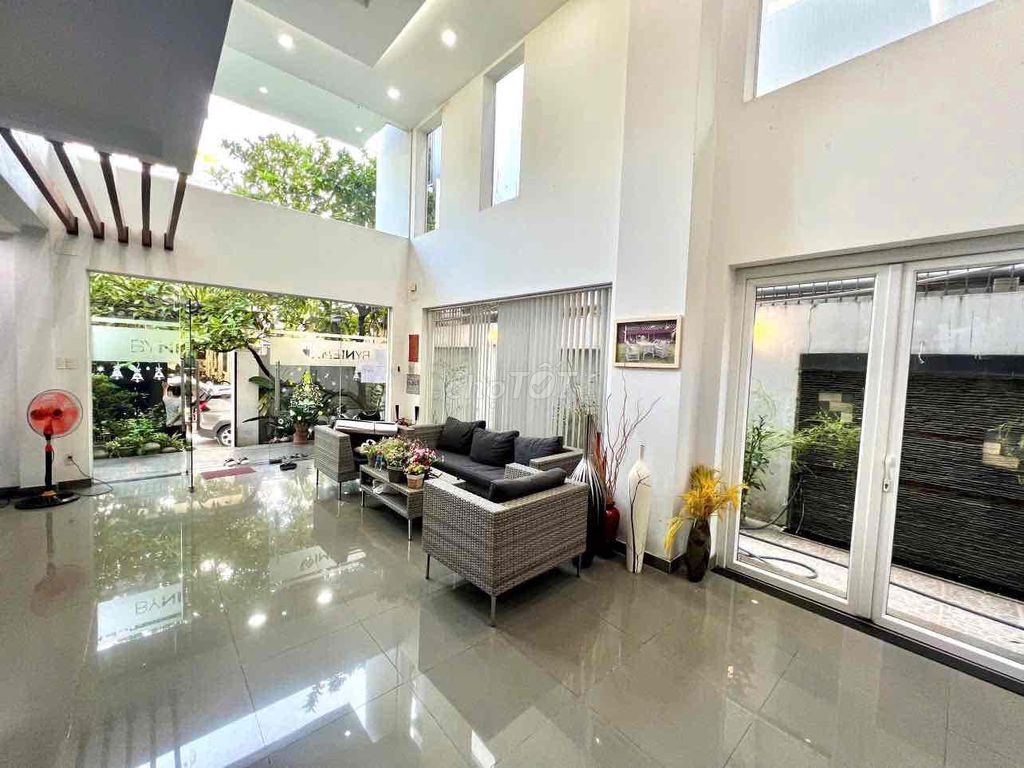 Rent a 200 m garden house. 2 Hiệp Bình Chánh – near Grymmall