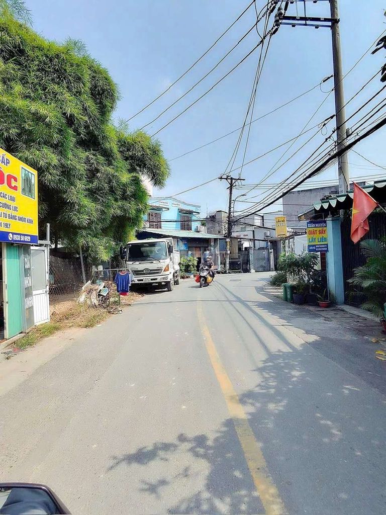Two-story-five-story cashroom, near three. Three, four-point-four, Trung Chánh Hóc Môn.