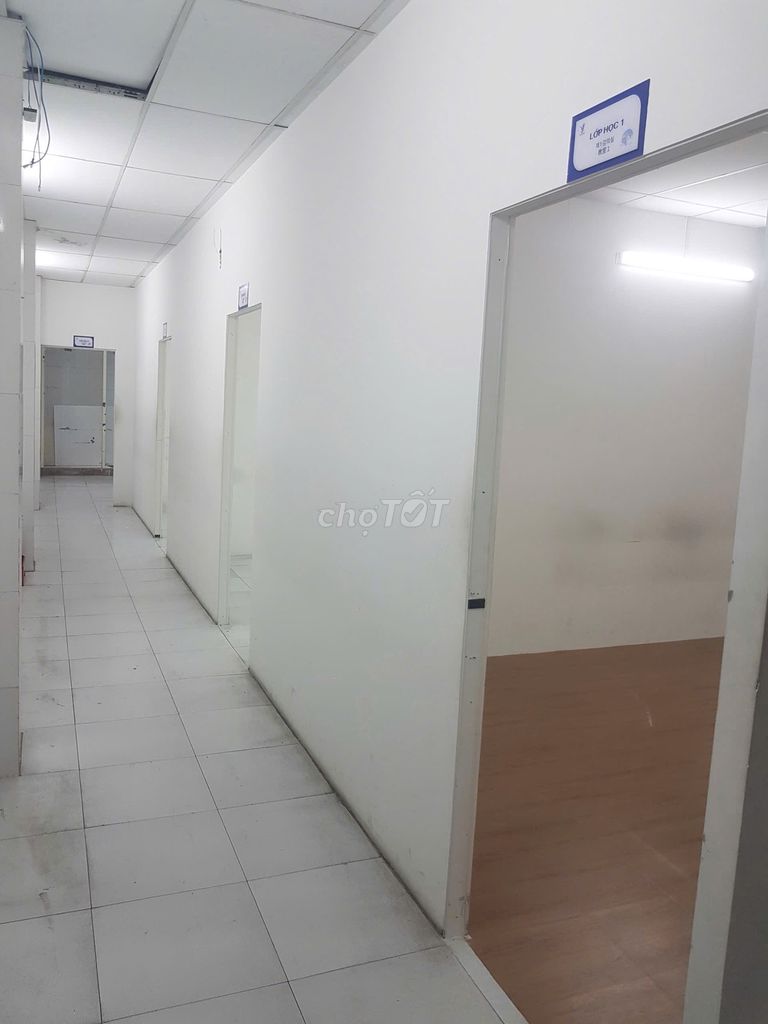 For renting home- 1b Tây Thạnh, area 8 m25 meters, 3 stories, area of use 650 m2