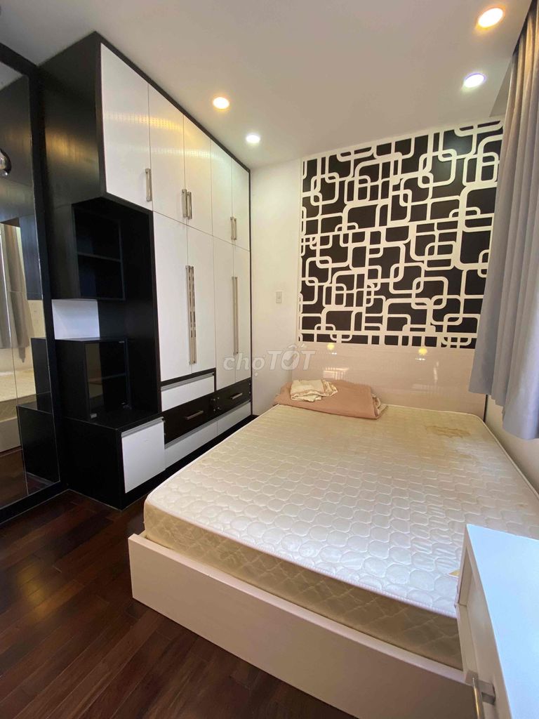 For the Villa Park 180 m2 full interiors only 25 million