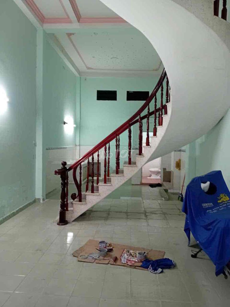 Rent the house 1/72 Nguyễn Thế Truyện, 4 x 15 meters, 2/3 stories 3 bedrooms