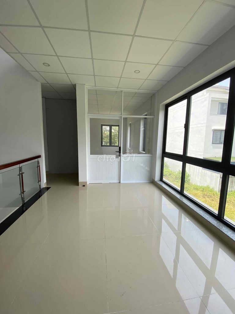 Let's rent the Kadc An residence to the office and stay only 22 million.