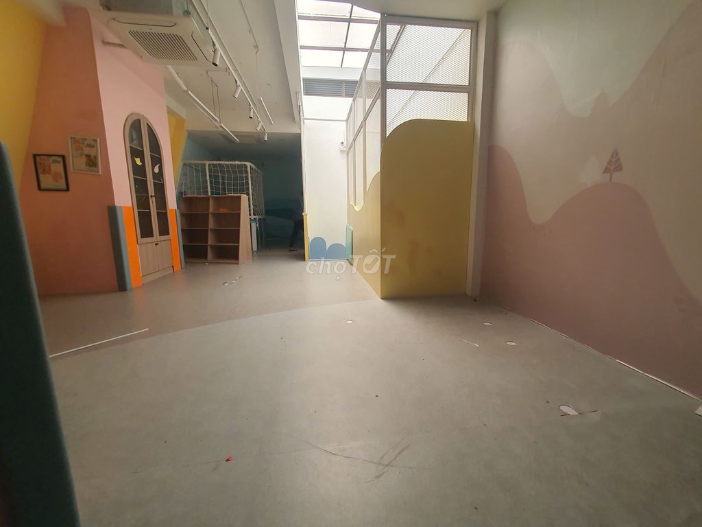 The beautiful house is two milliliters of Phổ Quang_8 m.