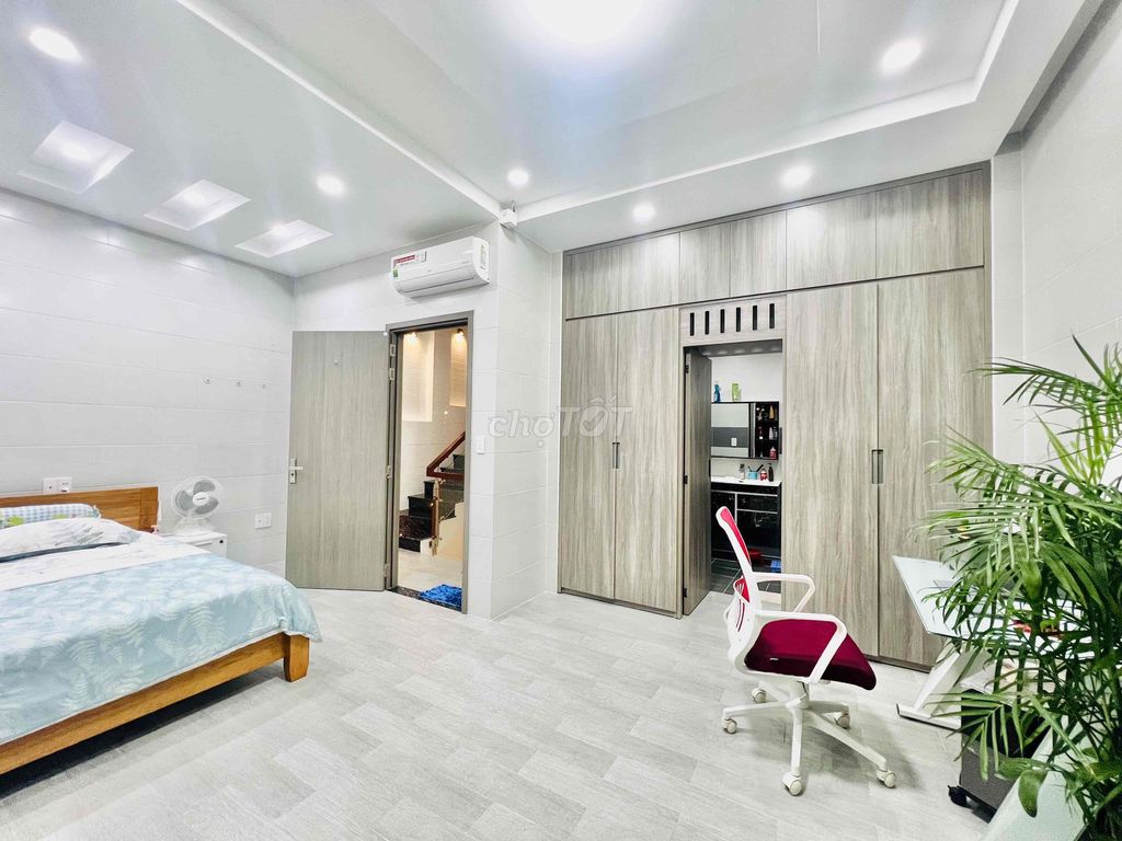 To rent Tân Bình out of 13.