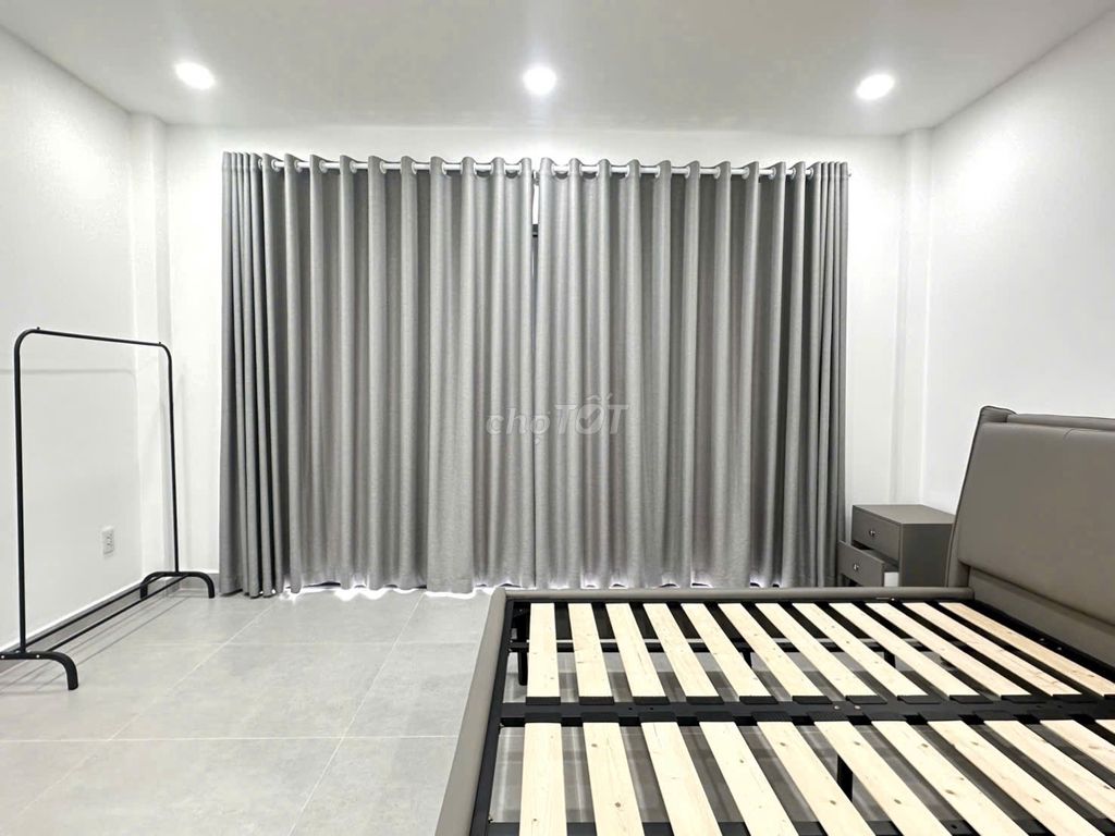 Rent Trường Sa District 3, 5 X12 M, 2 floor sweeps 4 bedrooms, 30 million