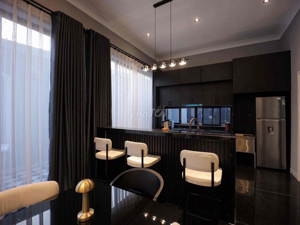villa 10 x20 M full interior, elevator - Đặng Thùy Trâm, Bình Thạnh