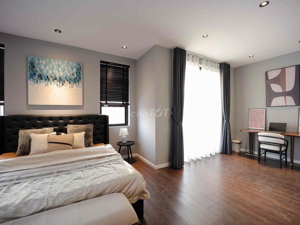 villa 10 x20 M full interior, elevator - Đặng Thùy Trâm, Bình Thạnh