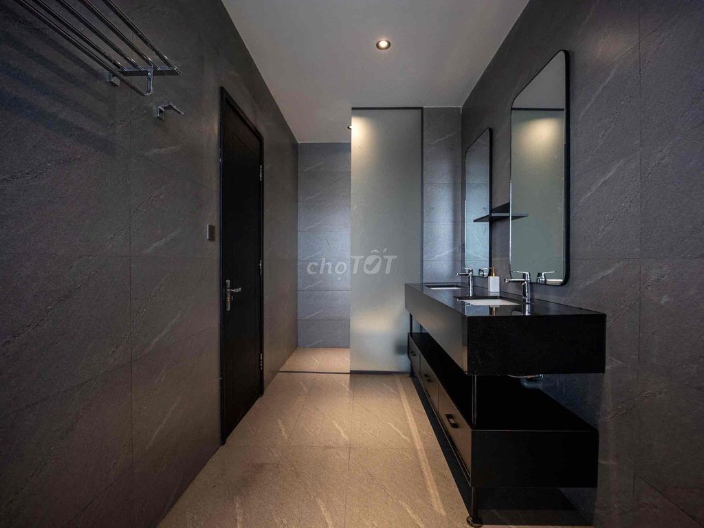 villa 10 x20 M full interior, elevator - Đặng Thùy Trâm, Bình Thạnh
