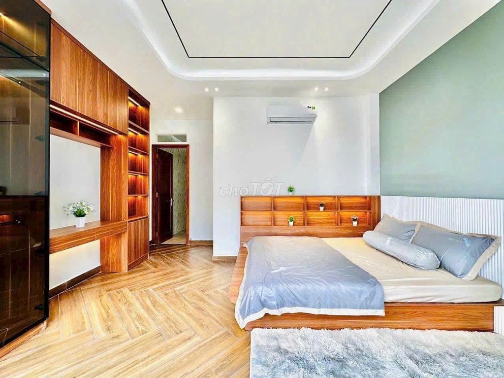 Rent an alleyhouse 89/6 A Nguyễn Hồng Đào-714 Q.Tân Bình with an elevator.