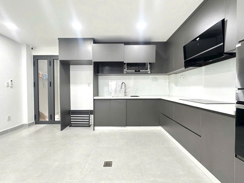 Rent an 812 Trường Sa alley district 3 - 5 X12 M, 4 floors, 4 rooms, 33 million