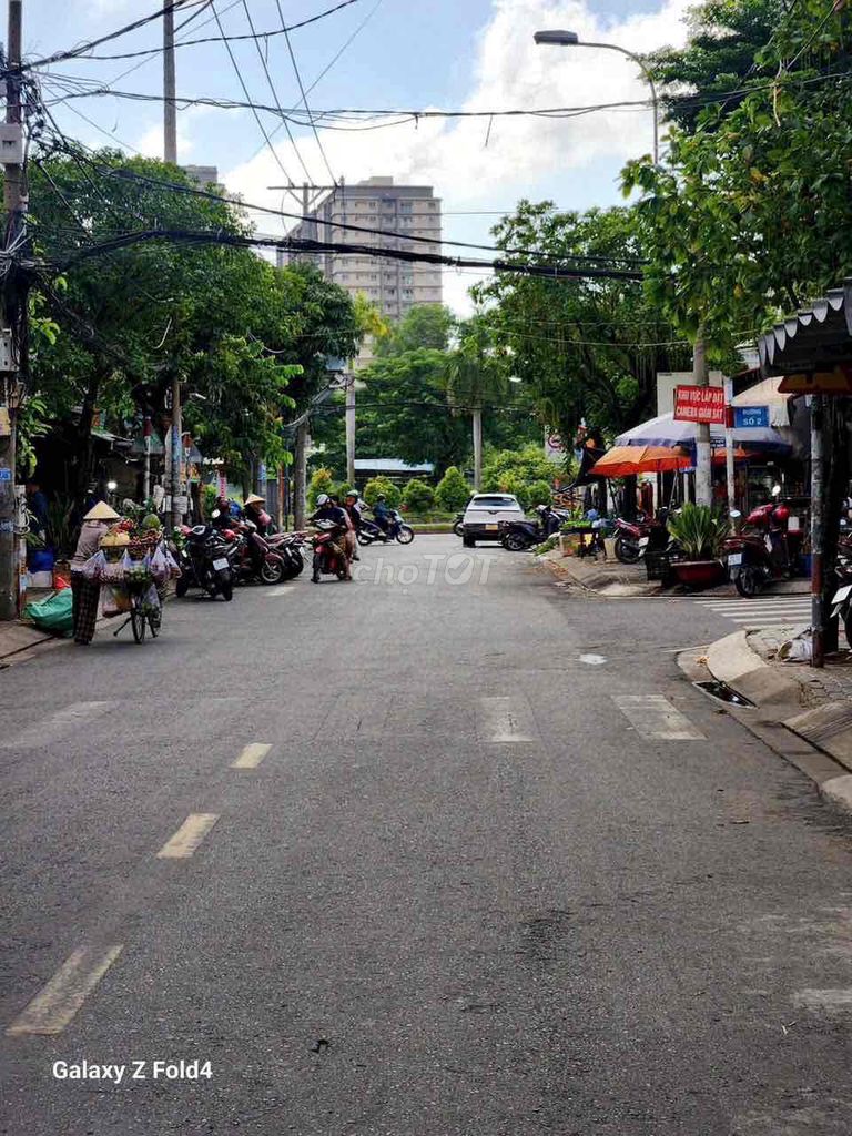 Rent a Hoàng Quốc Việt 5th floor cash house (5 x34)