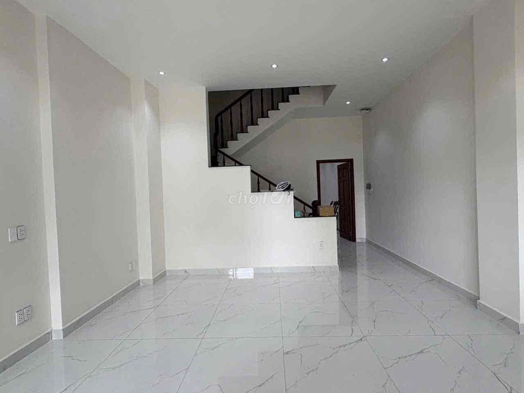 Rent Cityland Street 1 vault + 4 stories only 42 million