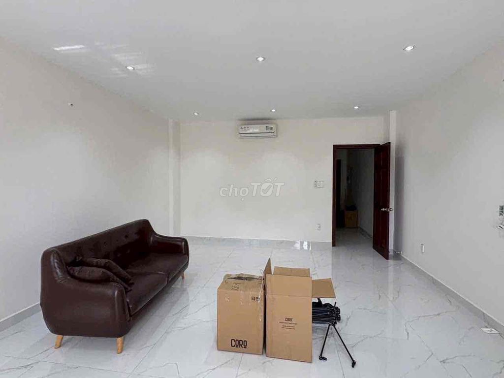 Rent Cityland Street 1 vault + 4 stories only 42 million