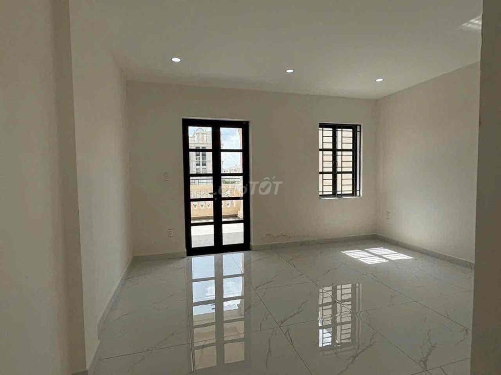 Rent Cityland Street 1 vault + 4 stories only 42 million