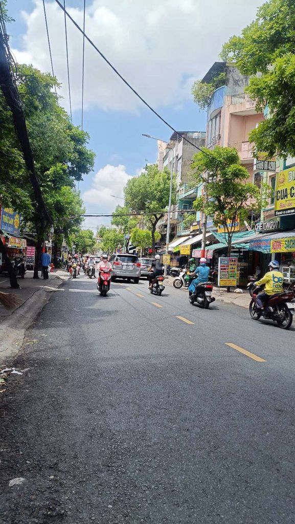 4 story front, Vạn Kiếp, Bình Thạnh.