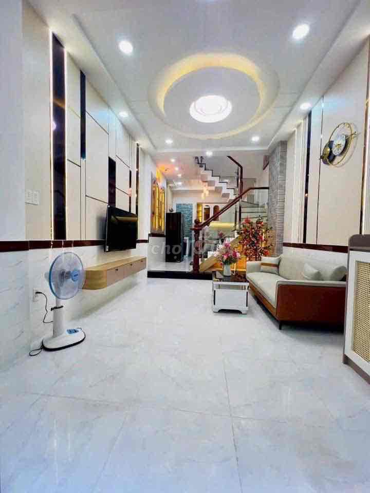 6 meters Sơn Kỳ is out of the CVV, 2 sheets, 4 x 16 meters, 3 bedrooms, 2 toilets