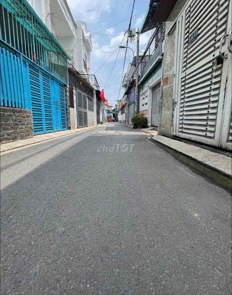 6 meters Sơn Kỳ is out of the CVV, 2 sheets, 4 x 16 meters, 3 bedrooms, 2 toilets