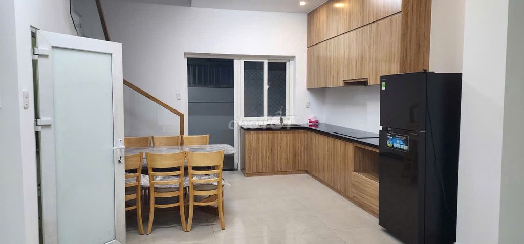 - Phú Hữu District 9 - full 3 bedroom -3 story