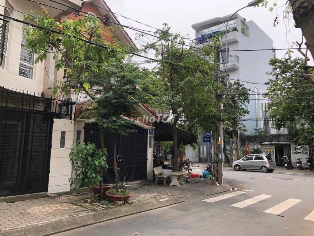New Street east of District 7