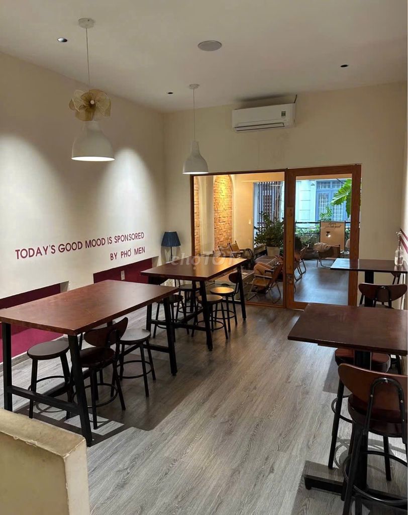 Rent an area:3 X17 M, Nguyễn Thị Minh Khai, 187 Đa Kao, District 1