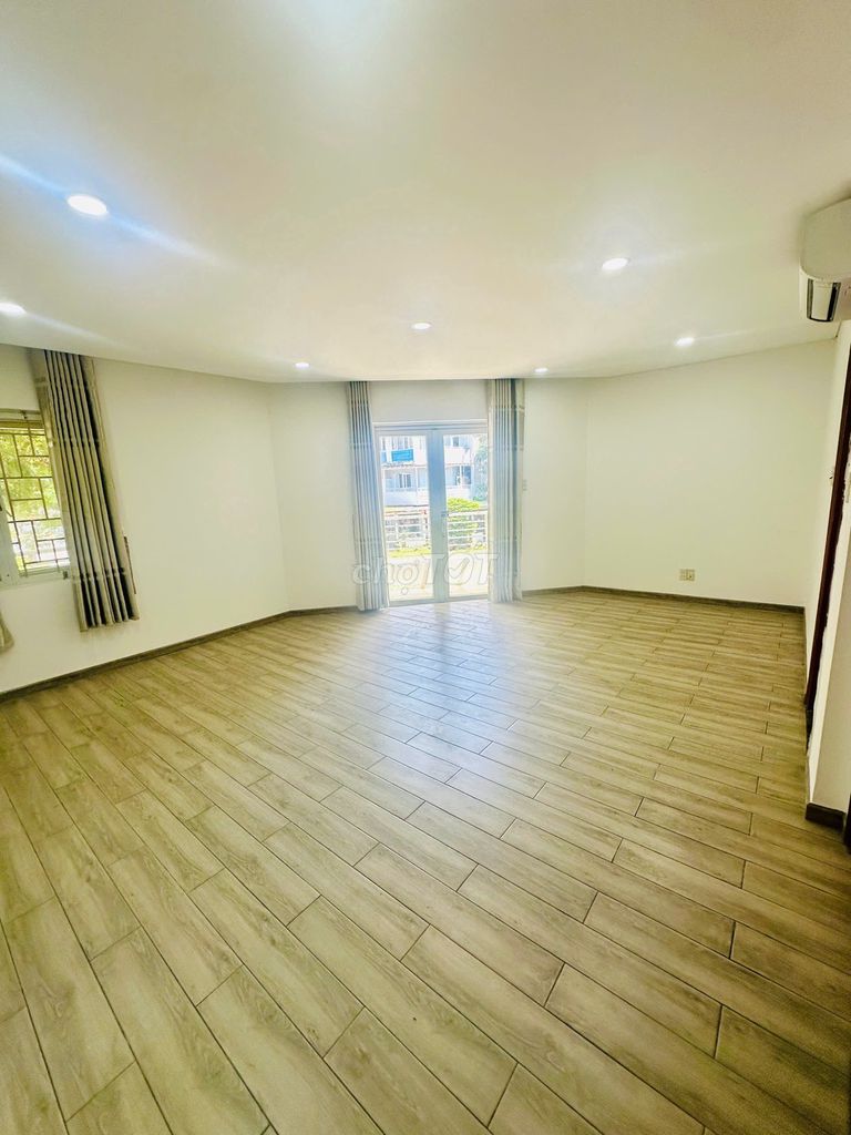 Mega Ruby street nice to fill - 11 X15 M - basic four bedroom interior - do cty