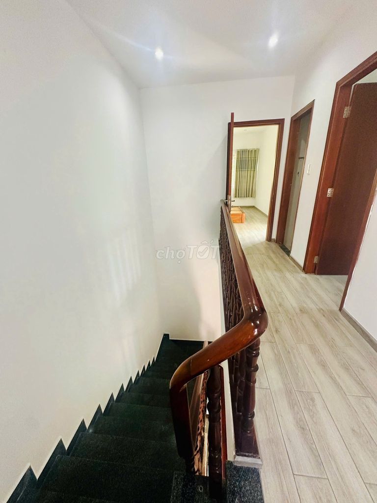 Mega Ruby street nice to fill - 11 X15 M - basic four bedroom interior - do cty