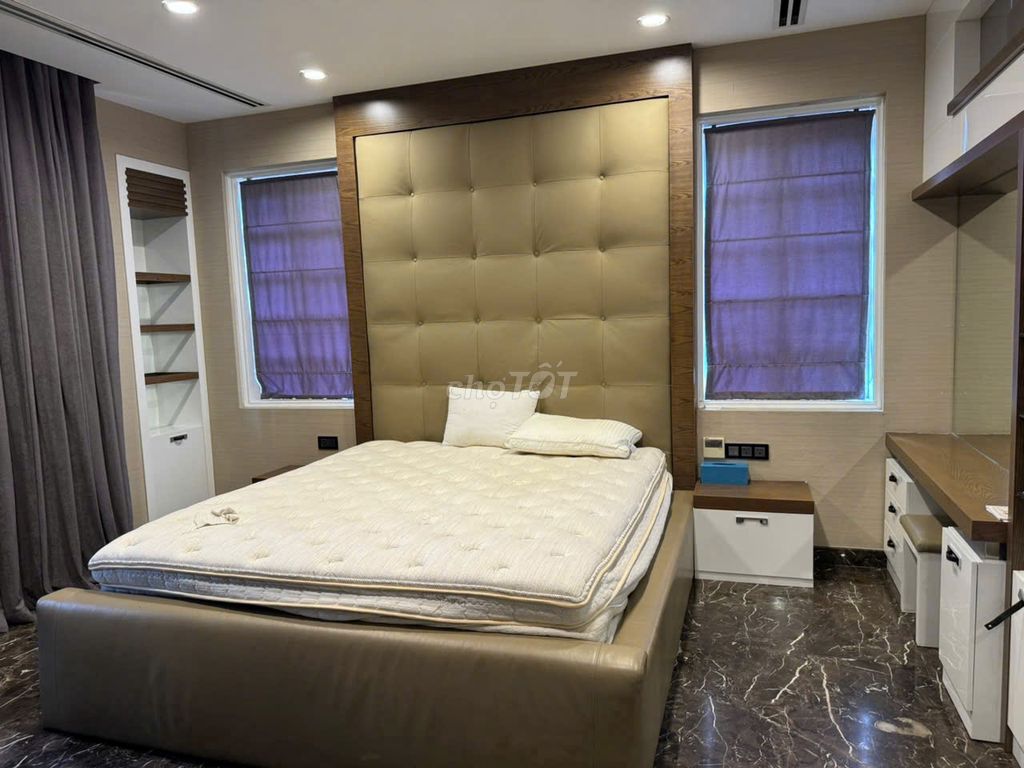 Nice house. Double Tên Lửa. Full interior. 8 x25 meters 3 floors.